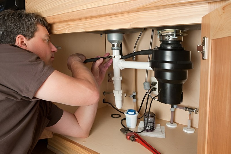 Garbage Disposal repair in Johns Creek